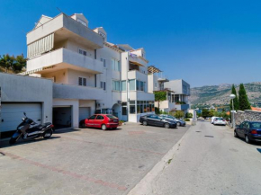Apartment Riki - Studio Apartment with Balcony and City View A2